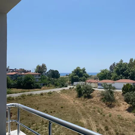 Calm, Walking Distance To The Kızılot